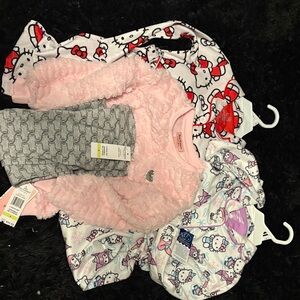 Hello Kitty/Hello Kitty Kuromi Girls PJ sets  Fuzzy Pink and Gray Juicy Couture
